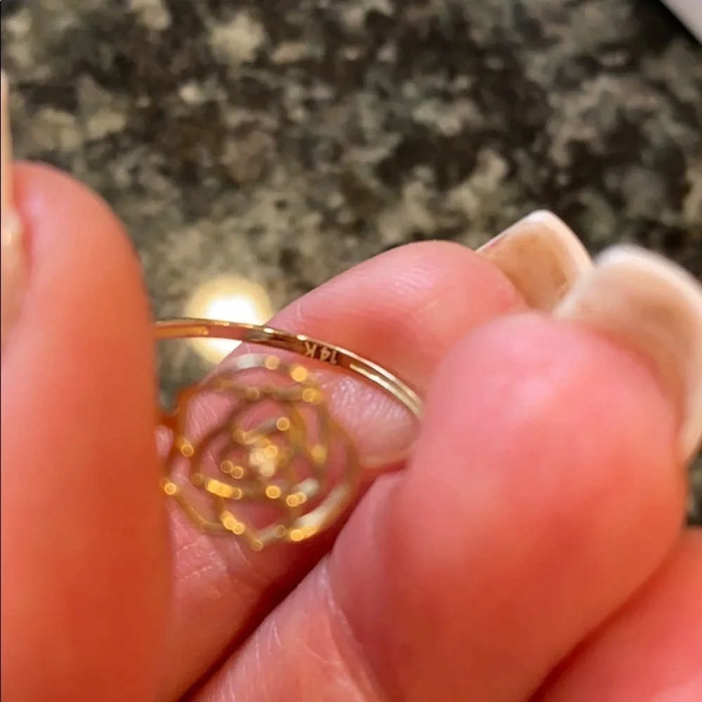 New Dainty Flower Ring 14K Real Gold Promise Ring size 7
